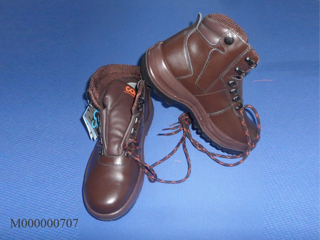 Giày bảo hộ COV F612 Hàn Quốc