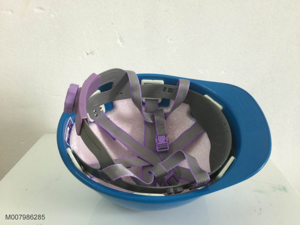 Mũ STOP Hàn Quốc màu vàng có xốp núm vặn