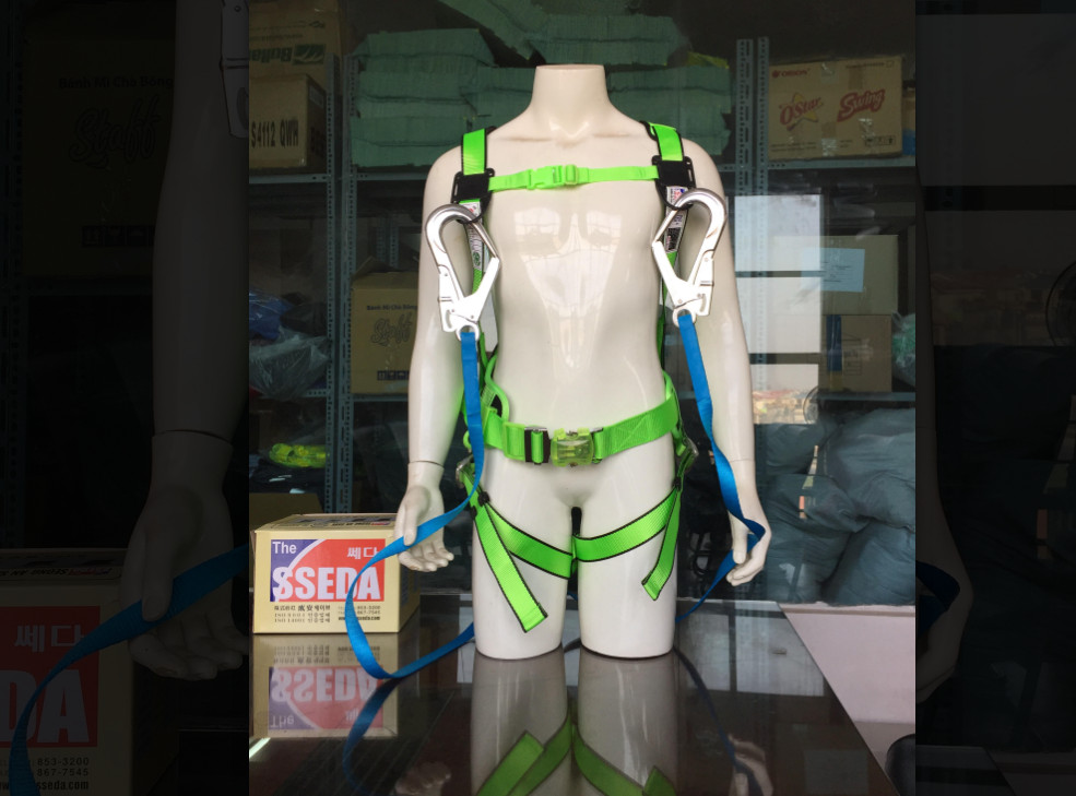 Dây an toàn Hàn Quốc SSEDA toàn thân 2 móc nhôm SAH-1024-3