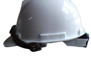 Mũ bảo hộ nhật quang màu trắng trang bị cho kỹ sư